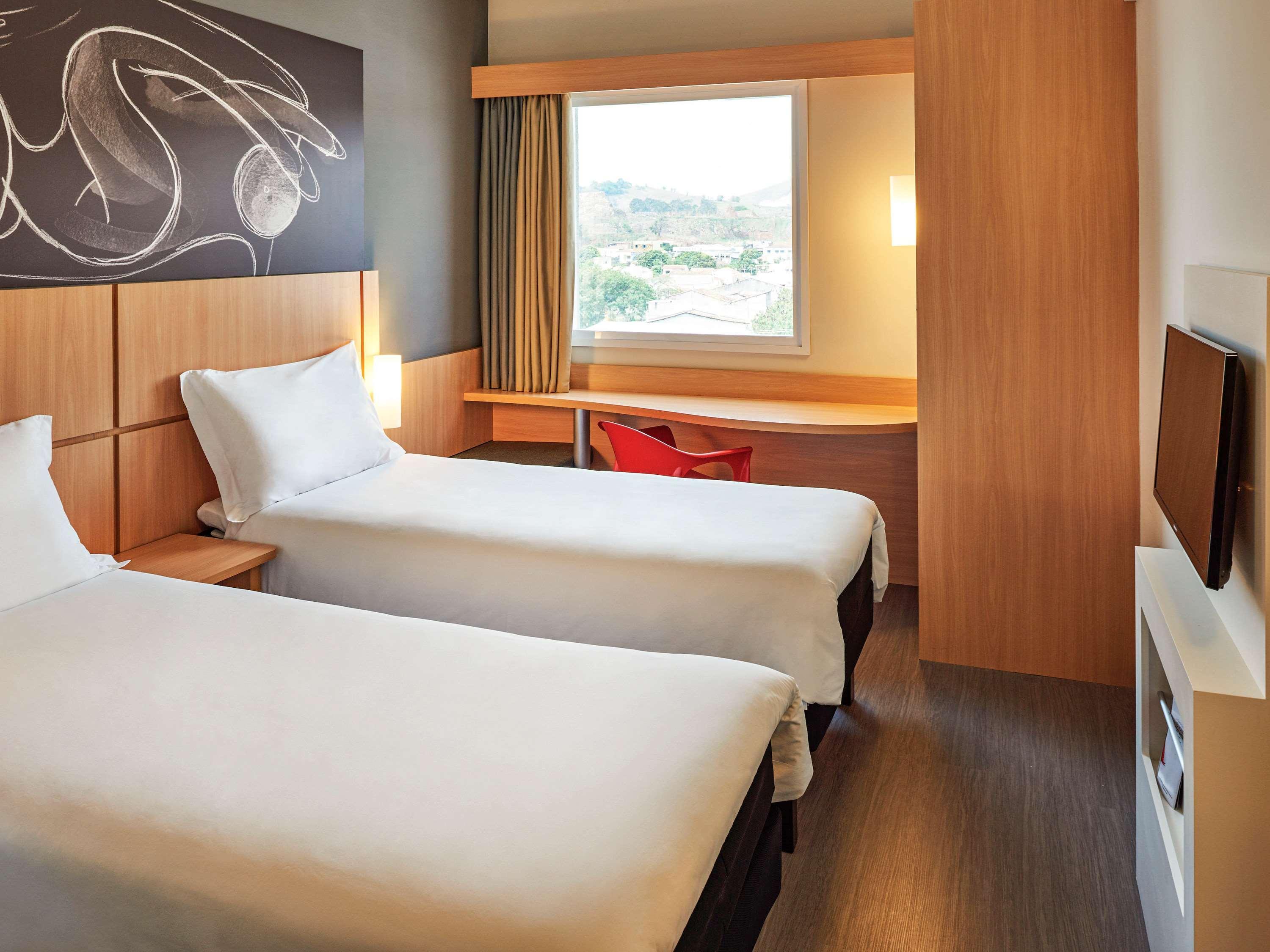 Hotel Ibis Guaratingueta Aparecida - Circuito Da Fe Zewnętrze zdjęcie