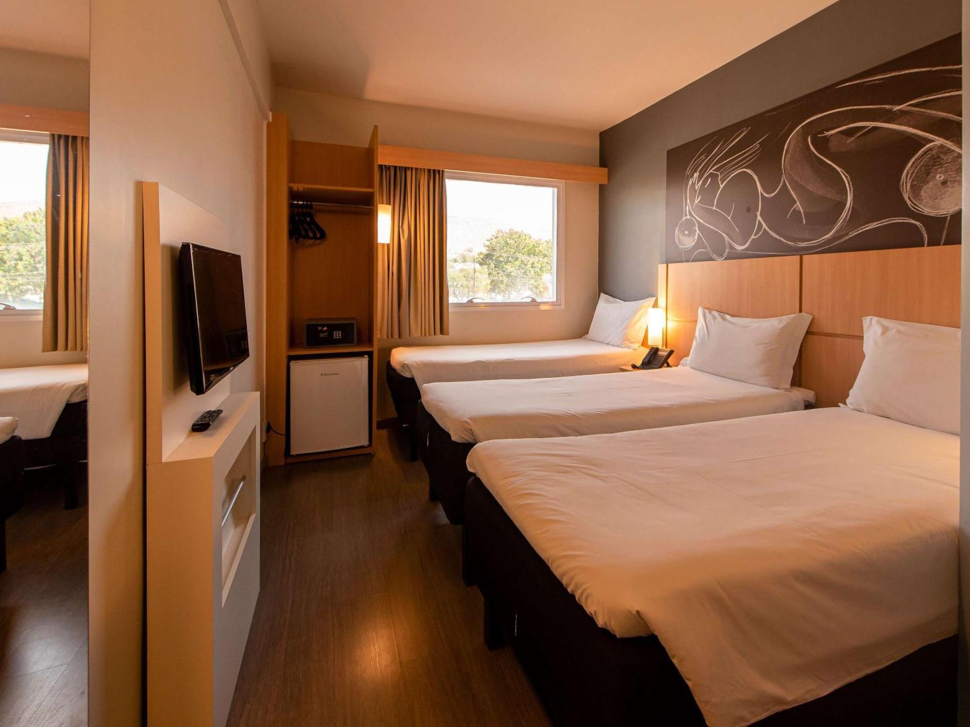 Hotel Ibis Guaratingueta Aparecida - Circuito Da Fe Zewnętrze zdjęcie
